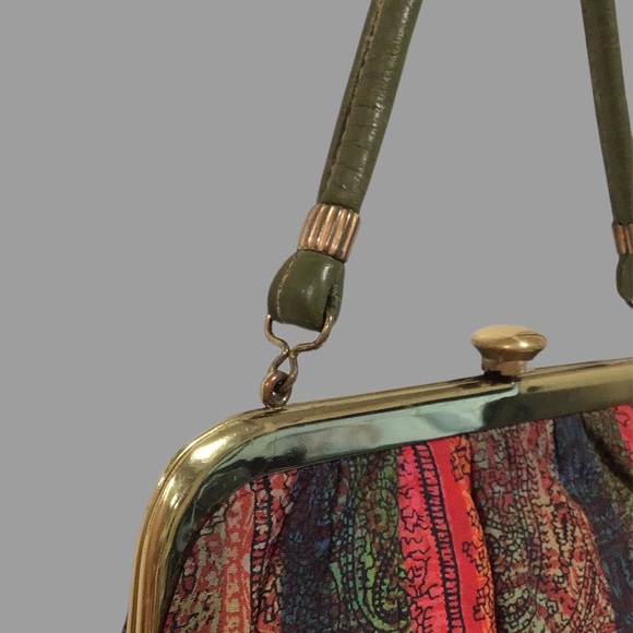 Vintage ROGER VAN S. Frame Kiss Lock Boho Paisley Print Handbag, Leather Handle - Picture 5 of 11